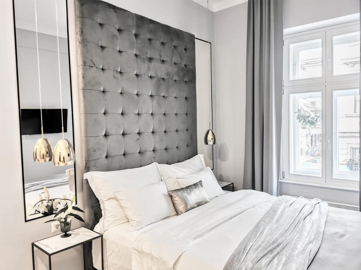 Mint Boutique Studio Apartments 2 자그레브 외부 사진